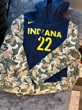Upcycled Caitlyn Clark Nike Sweatshirt